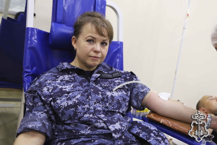  Сотрудники вневедомственной охраны Росгвардии приняли участие в донорской акции в Тульской области