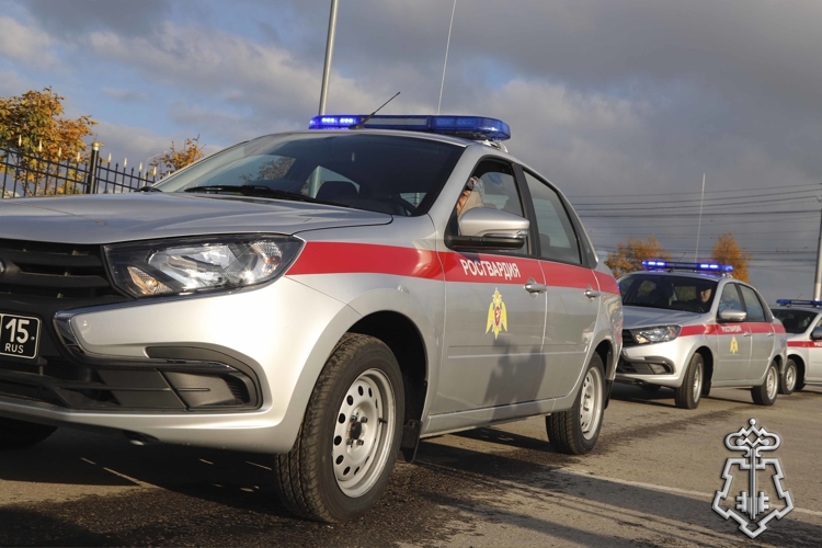 Новые служебные автомобили получили подразделения вневедомственной охраны Росгвардии в Туле