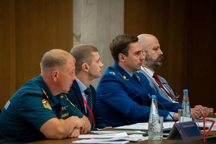 Руководитель управления вневедомственной охраны Росгвардии по Тульской области принял участие во Всероссийском совещании-семинаре в Нижнем Новгороде  